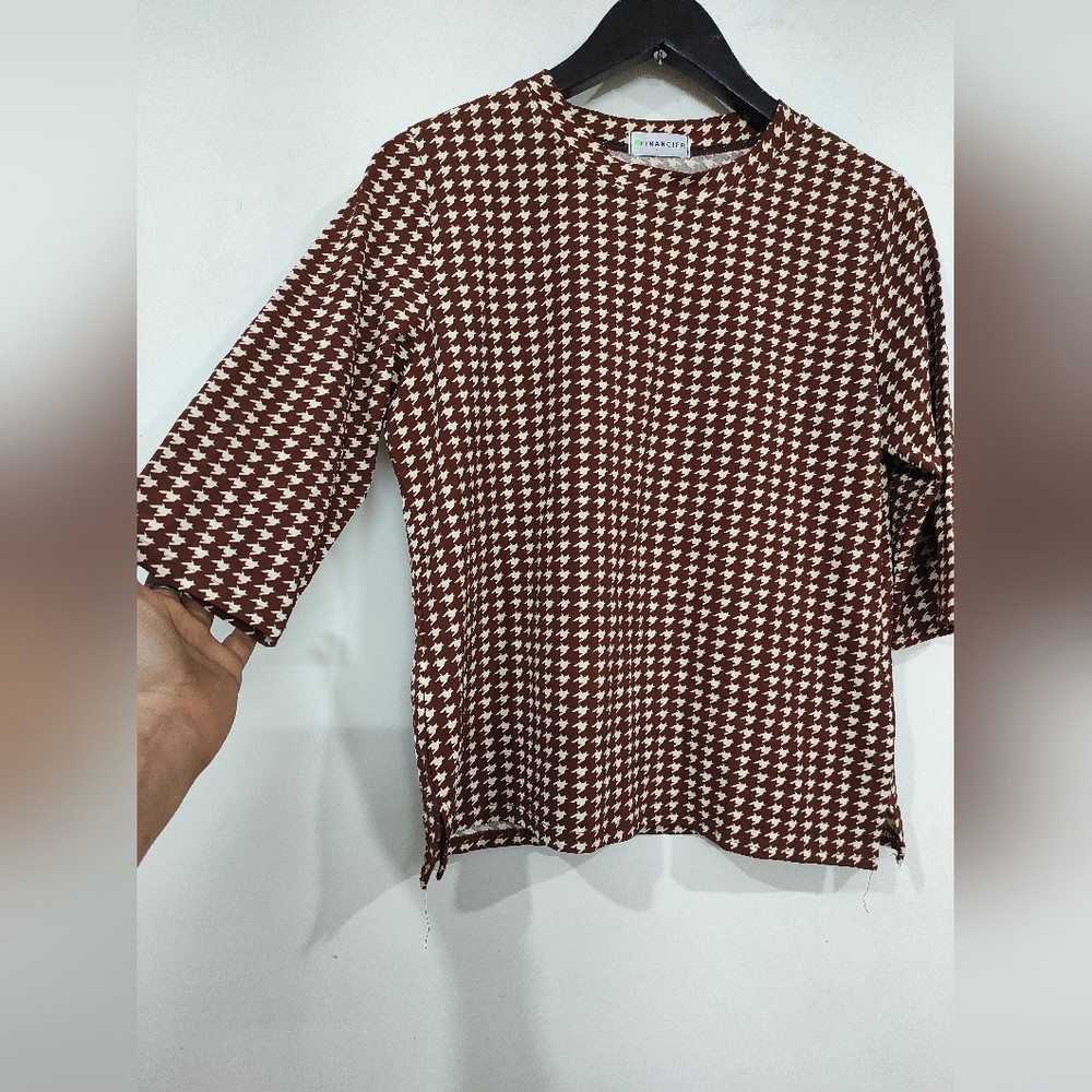 Brown 3/4th Sleeve top 🤎 - Picture 4 of 15